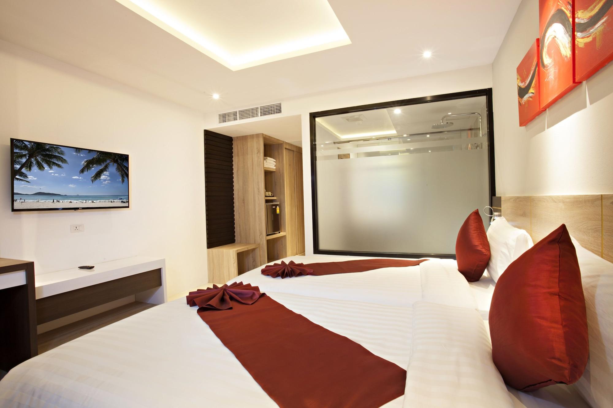 Paripas Patong Resort Exterior photo