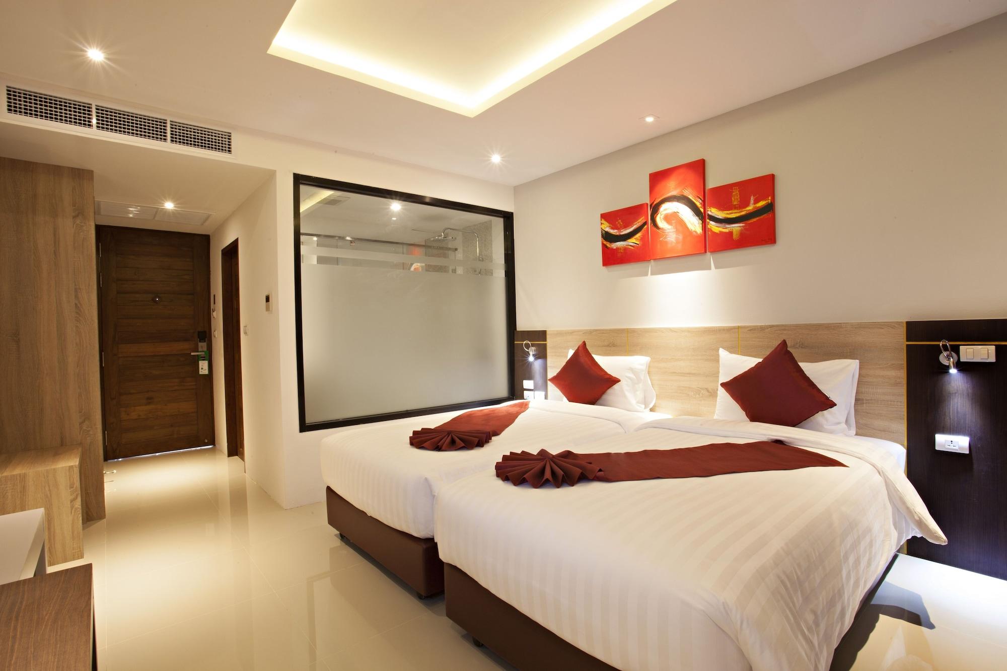 Paripas Patong Resort Exterior photo